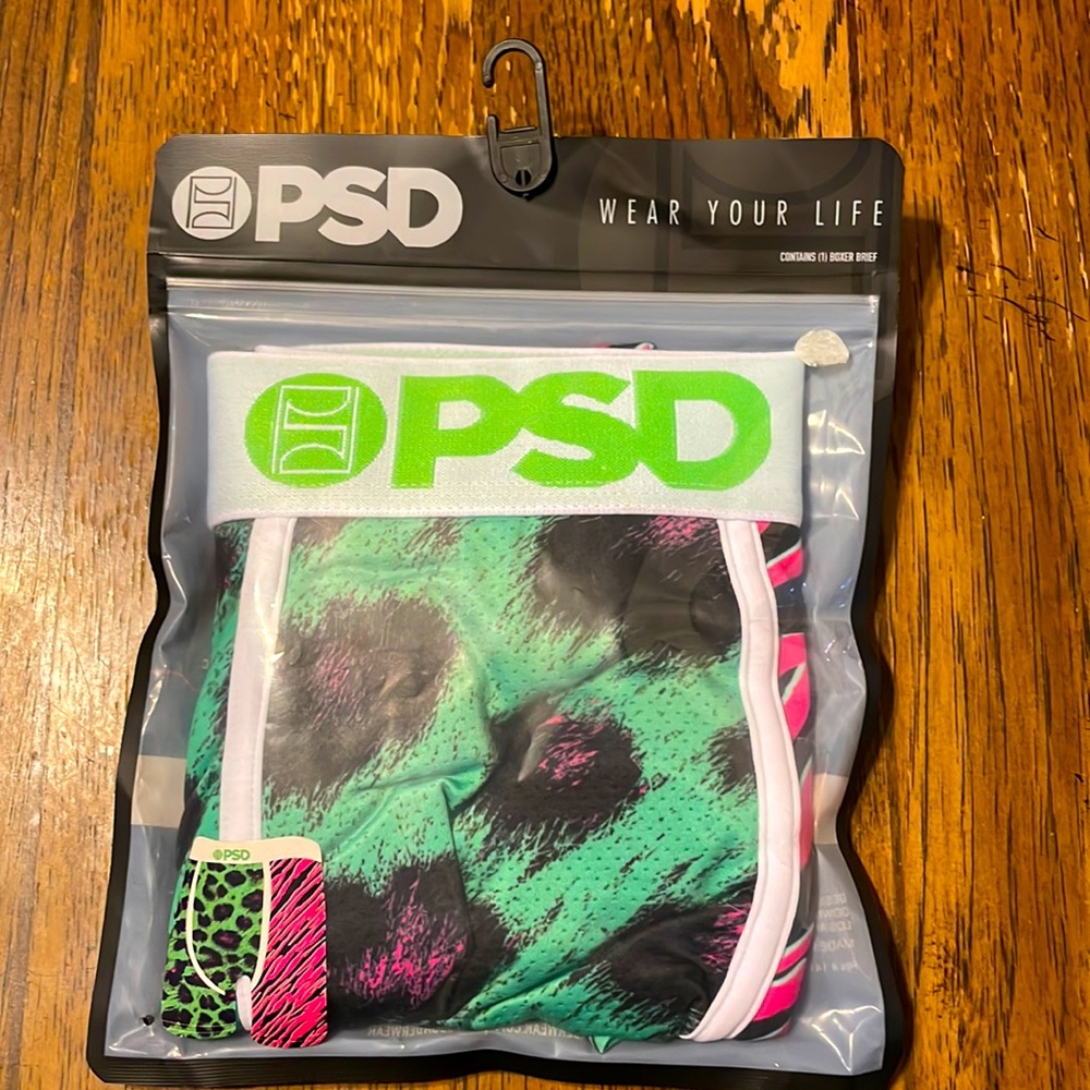 Brand new PSD boxers briefs two tone in color green and pink